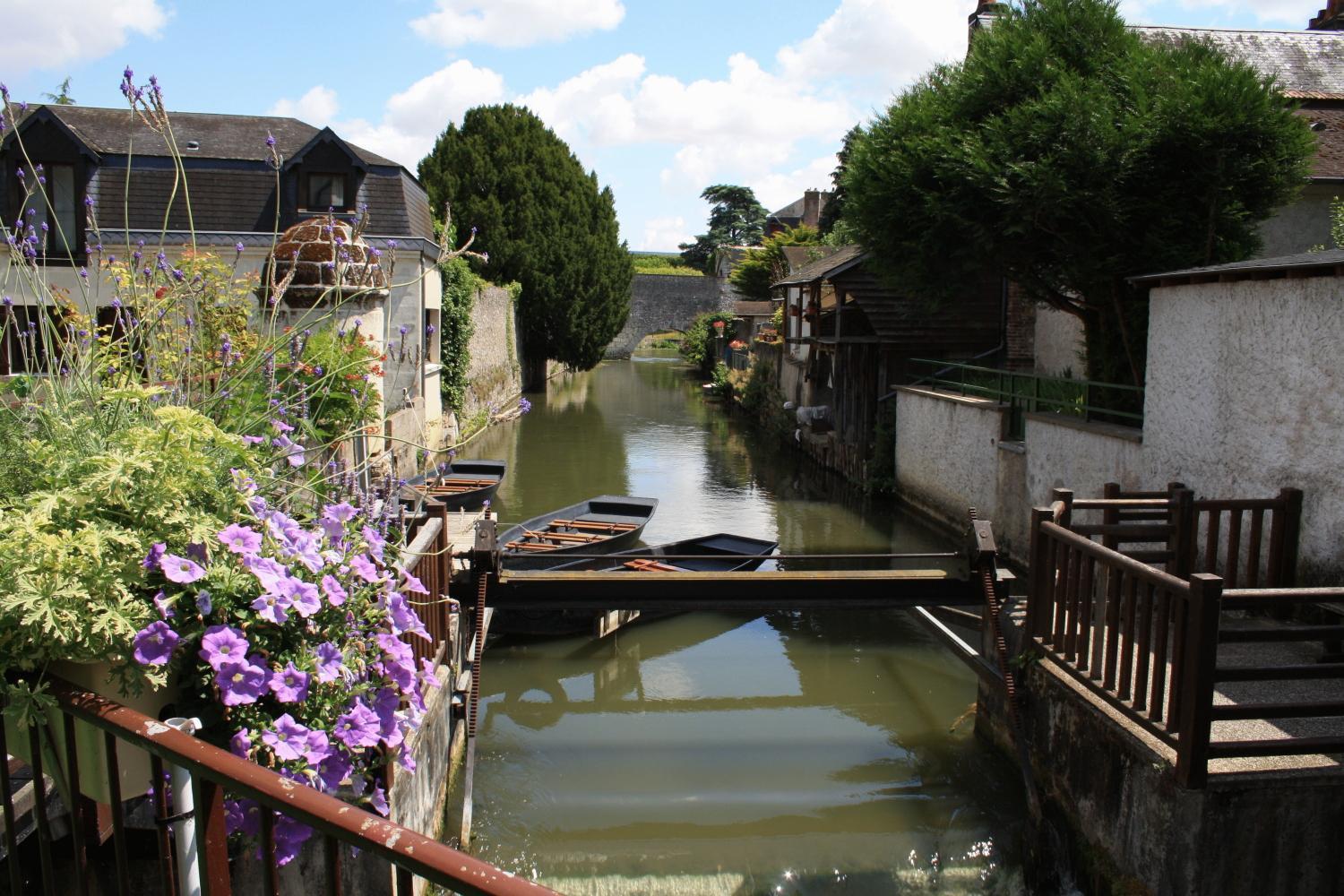 Logis Hotels Le Saint Georges Vendôme Buitenkant foto
